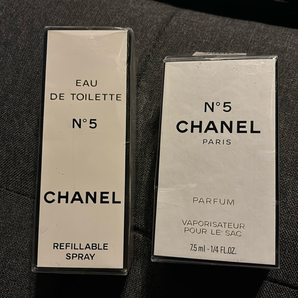 2 Chanel No 5 perfumes